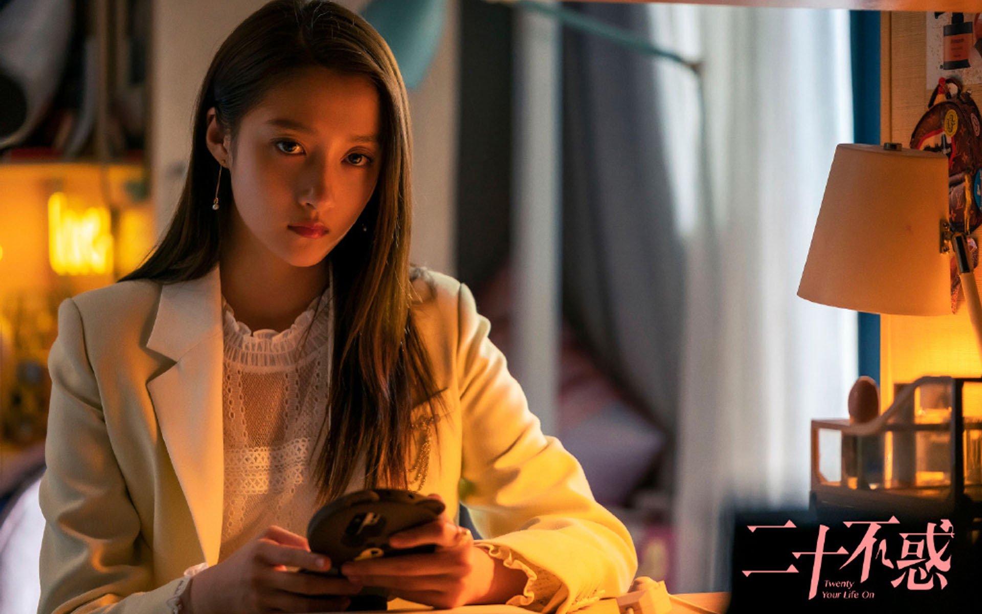 拜仁快速传切与边路渗透形成战术合围,拜仁传奇边锋